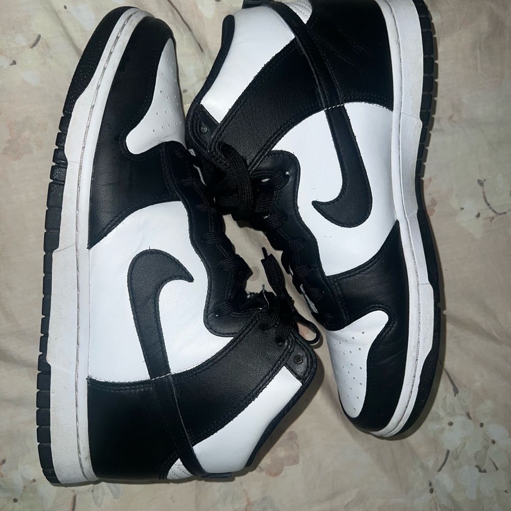 Nike Dunk High Panda